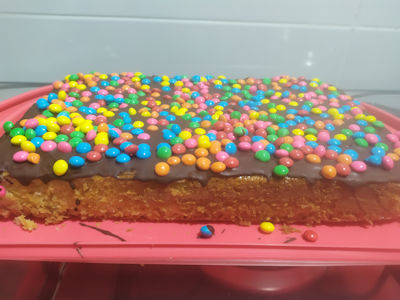 Bolo de Trigo com Cobertura (Chocolate e M&M's)